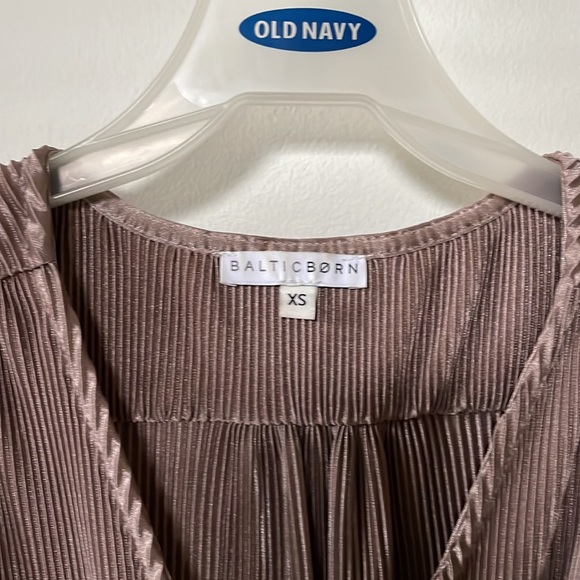 Baltic Born Maxi Dress (Bump Friendly) - Picture 2 of 6